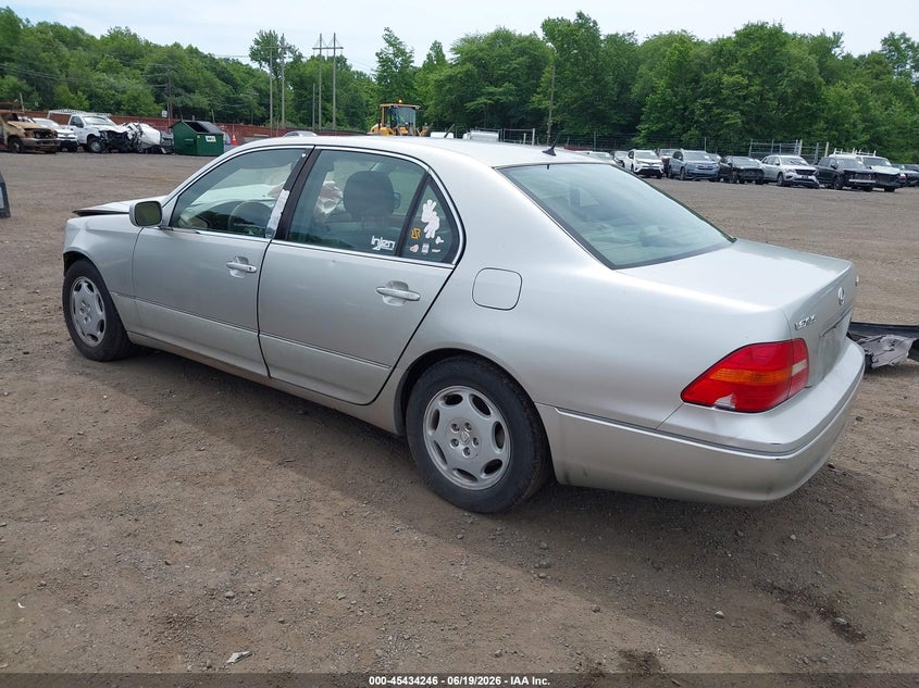 2001 Lexus Ls 430 VIN JTHBN30F410021319 IAAI salvage auction — FRONT END, Salvage (Idaho), sold $575 on 2026-07-08 (photo 3)