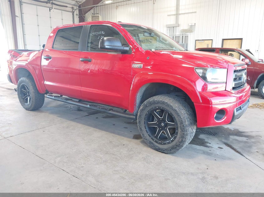 2013 Toyota Tundra VIN 5TFDW5F18DX289851 IAAI salvage auction — REAR END, Salvage Title, sold $7,575 on 2026-07-30 (photo 1)