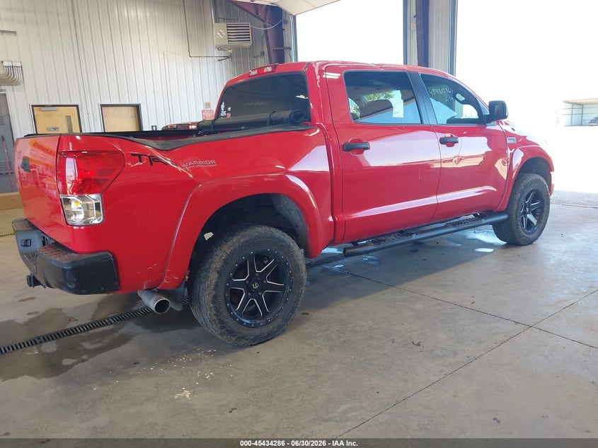 2013 Toyota Tundra VIN 5TFDW5F18DX289851 IAAI salvage auction — REAR END, Salvage Title, sold $7,575 on 2026-07-30 (photo 4)