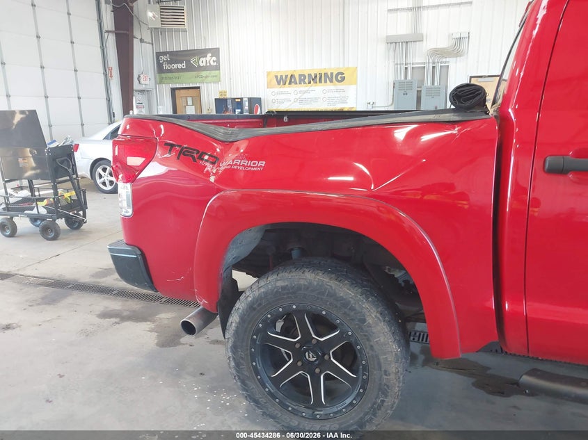 2013 Toyota Tundra VIN 5TFDW5F18DX289851 IAAI salvage auction — REAR END, Salvage Title, sold $5,650 on 2026-07-27 (photo 6)