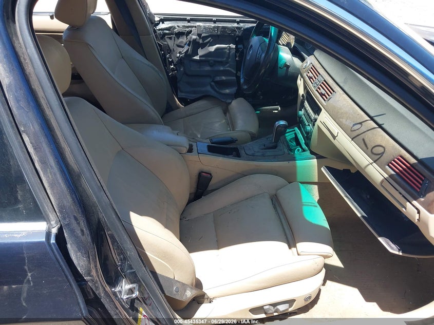 2006 BMW 3 series VIN WBAVB33516KR76419 IAAI salvage auction — NORMAL WEAR, Clear (Arizona), sold $225 on 2026-07-23 (photo 5)