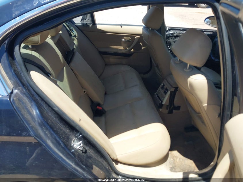 2006 BMW 3 series VIN WBAVB33516KR76419 IAAI salvage auction — NORMAL WEAR, Clear (Arizona), sold $225 on 2026-07-23 (photo 8)