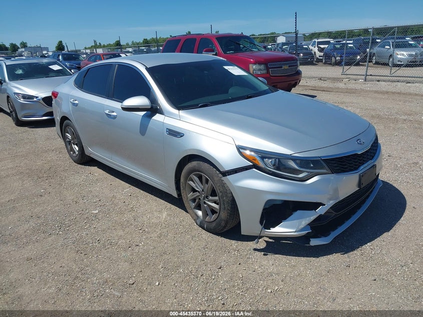 2019 Kia Optima VIN 5XXGT4L38KG337570 IAAI salvage auction — THEFT, Salvage (Illinois), sold $2,300 on 2026-07-22 (photo 1)