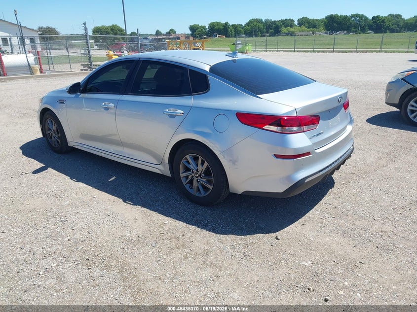 2019 Kia Optima VIN 5XXGT4L38KG337570 IAAI salvage auction — THEFT, Salvage (Illinois), sold $2,300 on 2026-07-22 (photo 3)