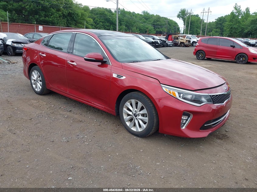 2018 Kia Optima VIN 5XXGT4L3XJG199058 IAAI salvage auction — REAR END, Salvage (Idaho), sold $2,100 on 2026-07-15 (photo 1)