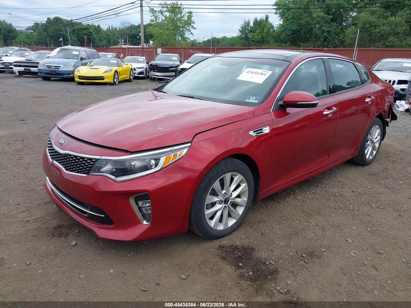 2018 Kia Optima VIN 5XXGT4L3XJG199058 IAAI salvage auction — REAR END, Salvage (Idaho), sold $2,100 on 2026-07-15 (photo 2)