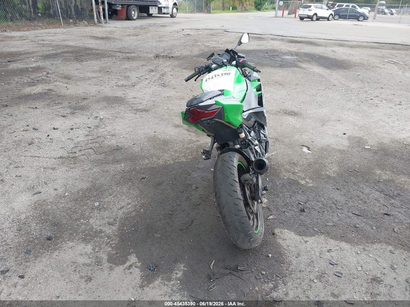 2018 Kawasaki Ex VIN JKAEXKG14JDA11134 IAAI salvage auction — FRONT END, Rebuildable (Florida), sold $725 on 2026-07-08 (photo 6)