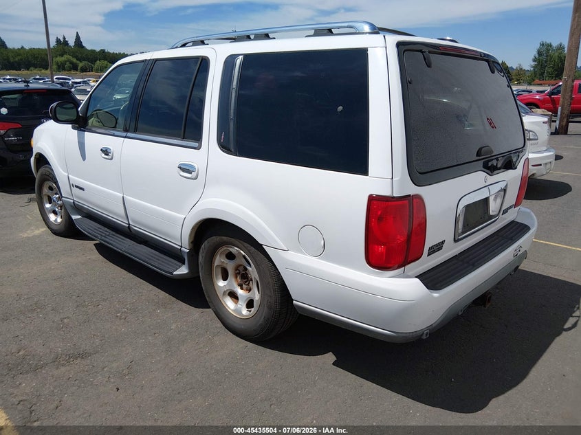 2000 Lincoln Navigator VIN 5LMFU28A7YLJ40413 IAAI salvage auction — RIGHT FRONT, Clear-Dealer Only (Oregon), sold $25 on 2026-07-09 (photo 3)