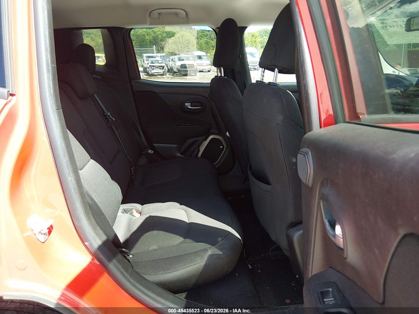 2017 Jeep Renegade VIN ZACCJBBB3HPF08814 IAAI salvage auction — REAR END, Salvage (Pennsylvania), sold $1,450 on 2026-07-15 (photo 8)