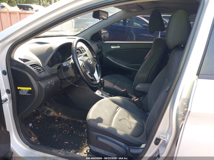 2015 Hyundai Accent VIN KMHCU5AE0FU220180 IAAI salvage auction — SIDE, Salvage - Greater Than 75% (Maryland), sold $500 on 2026-07-09 (photo 5)