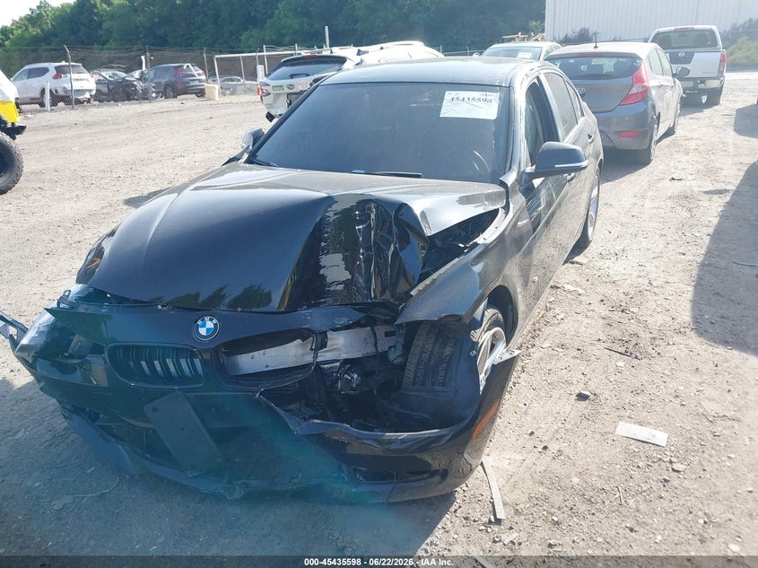 2014 BMW 3er VIN WBA3B3C58EJ980995 IAAI salvage auction — FRONT END, Clear (Massachusetts), sold $250 on 2026-07-07 (photo 2)