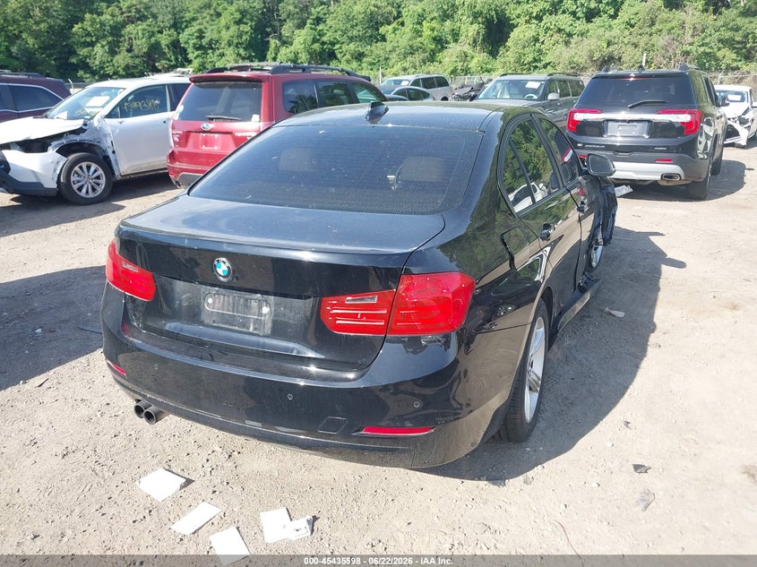 2014 BMW 3er VIN WBA3B3C58EJ980995 IAAI salvage auction — FRONT END, Clear (Massachusetts), sold $250 on 2026-07-07 (photo 4)