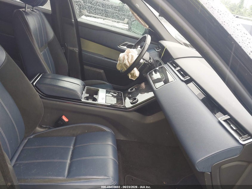 2019 Land rover Range rover velar VIN SALYL2EX1KA231698 IAAI salvage auction — LEFT FRONT, Salvage (Pennsylvania), sold $6,475 on 2026-07-24 (photo 5)
