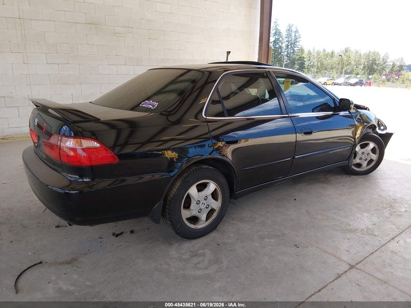 1999 Honda Accord VIN JHMCG5650XC026372 IAAI salvage auction — LEFT FRONT, Bill Of Sale (Washington), sold $300 on 2026-07-15 (photo 4)