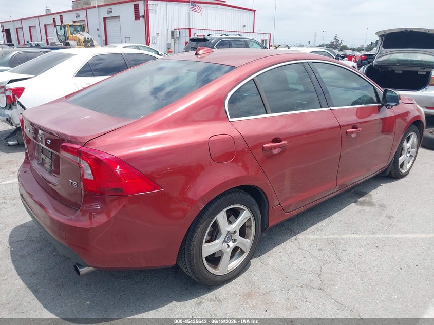 2012 Volvo S60 VIN YV1622FS7C2107977 IAAI salvage auction — LEFT SIDE, Salvage (Tennessee), sold $500 on 2026-07-24 (photo 4)