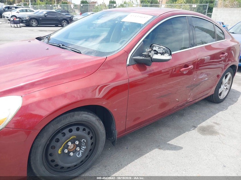 2012 Volvo S60 VIN YV1622FS7C2107977 IAAI salvage auction — LEFT SIDE, Salvage (Tennessee), sold $500 on 2026-07-24 (photo 6)