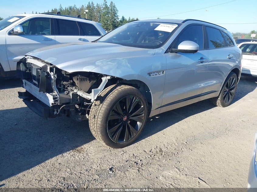 2017 Jaguar F-pace VIN SADCL2BV4HA067669 IAAI salvage auction — FRONT END, Salvage Title, sold $3,950 on 2026-07-29 (photo 2)