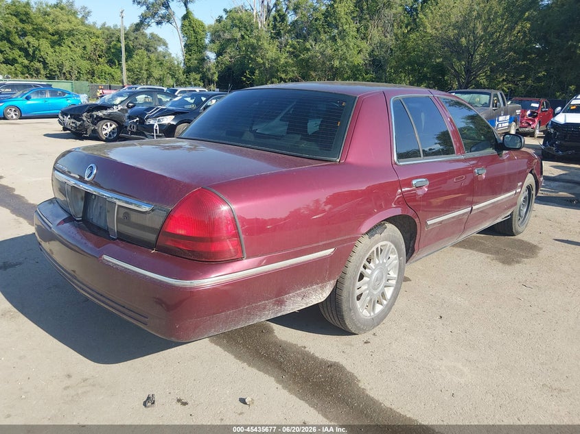 2009 Mercury Grand marquis VIN 2MEHM75V19X625198 IAAI salvage auction — FRONT END, Salvage (Missouri), sold $975 on 2026-07-22 (photo 4)