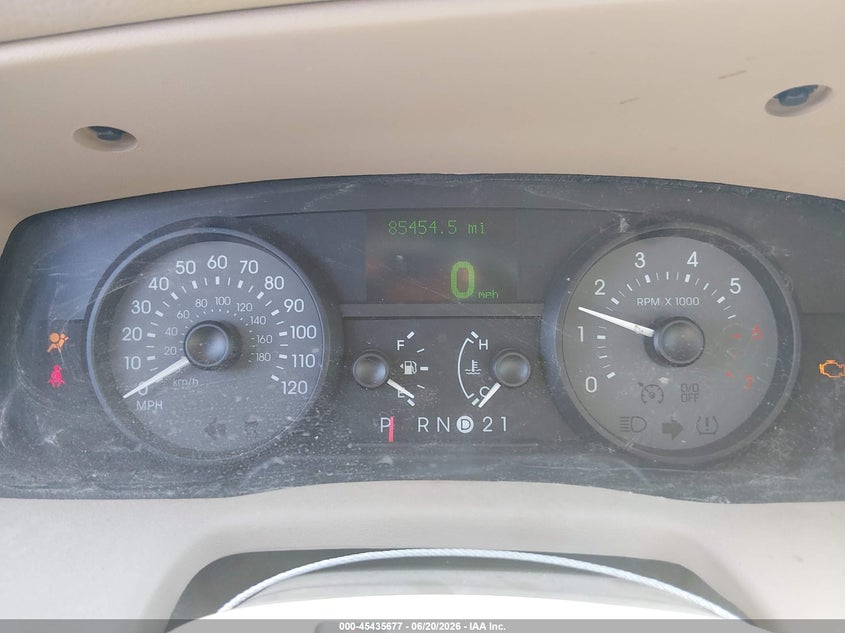 2009 Mercury Grand marquis VIN 2MEHM75V19X625198 IAAI salvage auction — FRONT END, Salvage (Missouri), sold $975 on 2026-07-22 (photo 7)