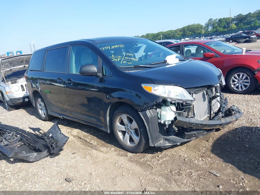2020 Toyota Sienna VIN 5TDZZ3DC5LS069318 IAAI salvage auction — FRONT END, Mv-907A (New York), sold $6,450 on 2026-07-21 (photo 1)