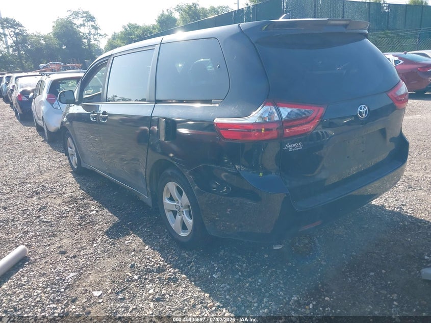 2020 Toyota Sienna VIN 5TDZZ3DC5LS069318 IAAI salvage auction — FRONT END, Mv-907A (New York), sold $6,450 on 2026-07-21 (photo 3)