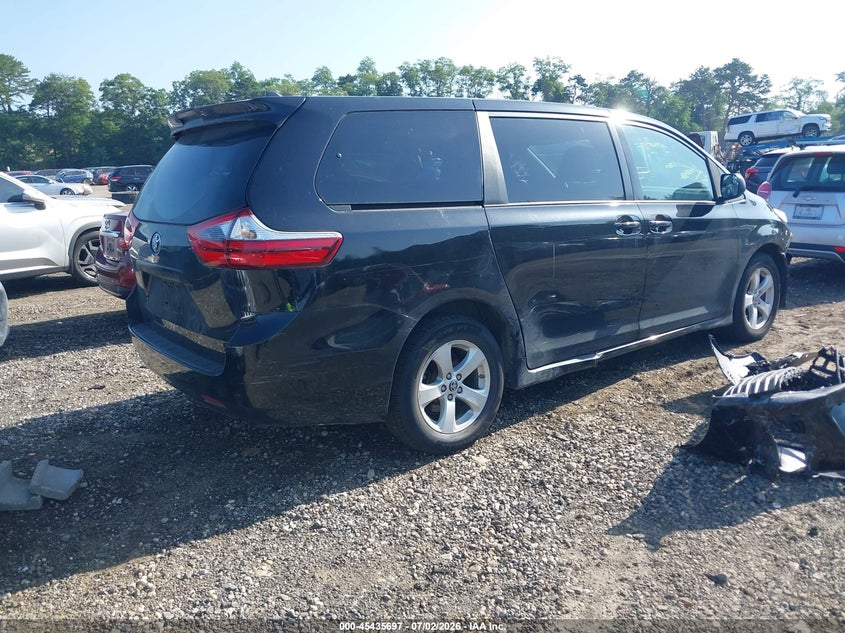 2020 Toyota Sienna VIN 5TDZZ3DC5LS069318 IAAI salvage auction — FRONT END, Mv-907A (New York), sold $6,450 on 2026-07-21 (photo 4)