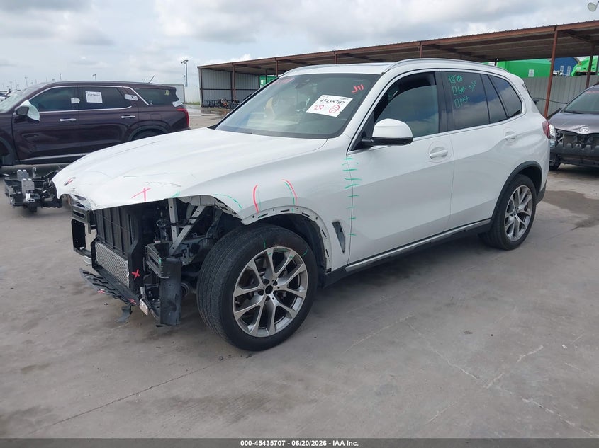 2022 BMW X5 VIN 5UXCR6C06N9L57105 IAAI salvage auction — Front End, Clear, sold $25,925 on 2026-08-26 (photo 2)