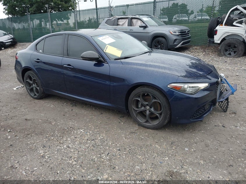 2019 Alfa romeo Giulia VIN ZARFANBN7K7606635 IAAI salvage auction — FRONT END, Salvage Title, sold $7,400 on 2026-07-25 (photo 1)