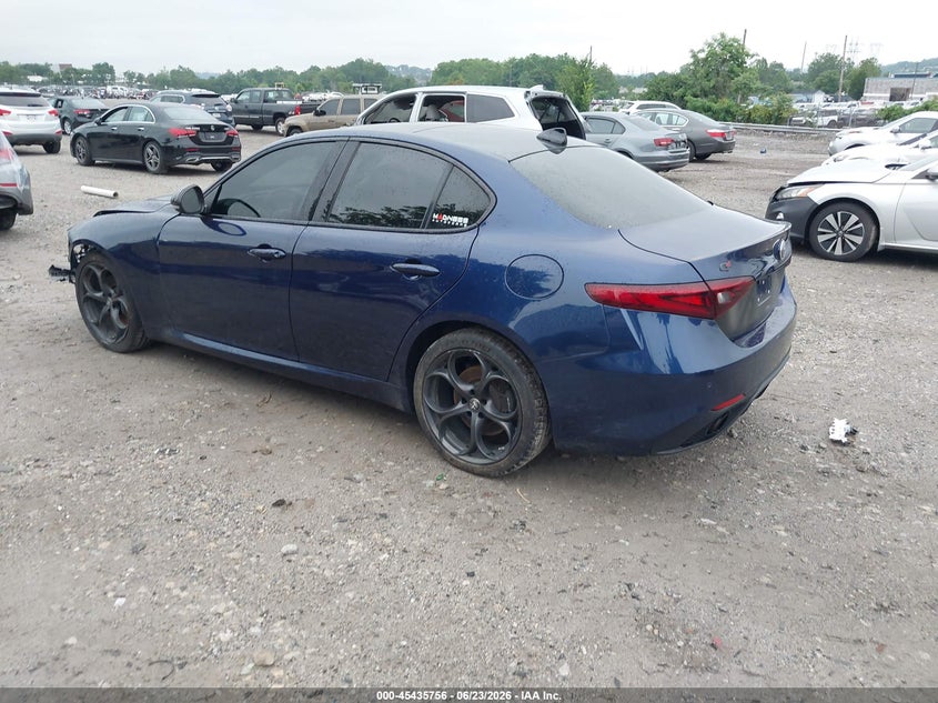 2019 Alfa romeo Giulia VIN ZARFANBN7K7606635 IAAI salvage auction — FRONT END, Salvage Title, sold $7,400 on 2026-07-25 (photo 3)