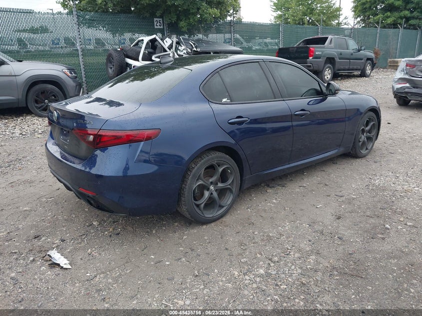 2019 Alfa romeo Giulia VIN ZARFANBN7K7606635 IAAI salvage auction — FRONT END, Salvage Title, sold $7,400 on 2026-07-25 (photo 4)