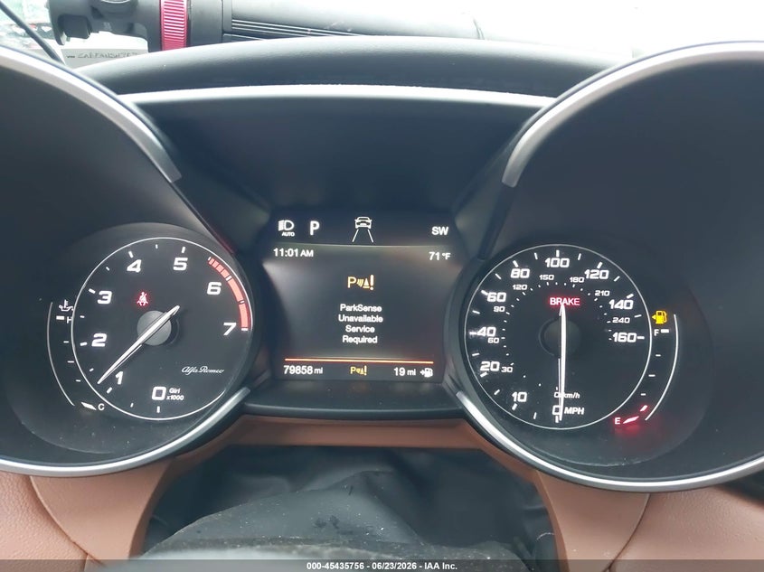 2019 Alfa romeo Giulia VIN ZARFANBN7K7606635 IAAI salvage auction — FRONT END, Salvage Title, sold $7,400 on 2026-07-25 (photo 7)