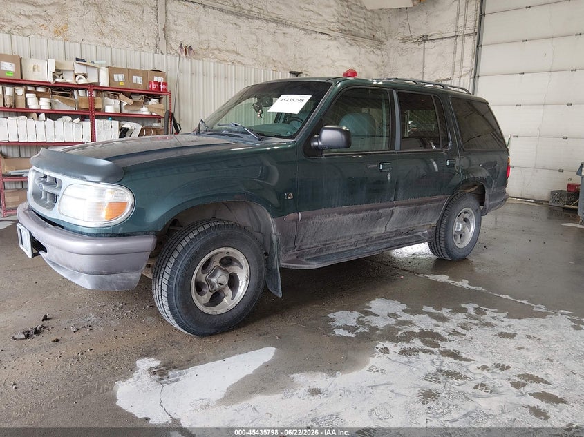 1997 Mercury Mountaineer VIN 4M2DU55P1VUJ63341 IAAI salvage auction — NORMAL WEAR, Original (Alaska), sold $50 on 2026-07-10 (photo 2)