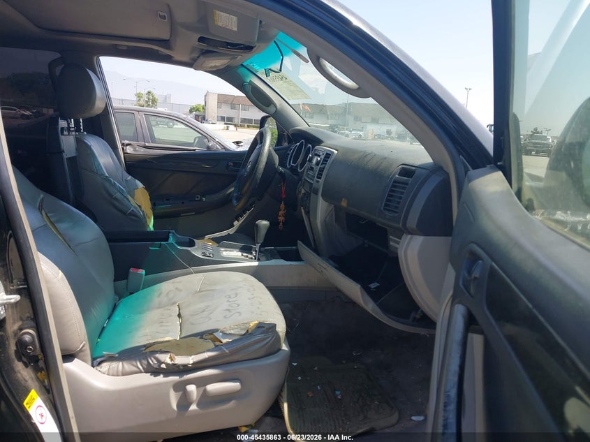 2004 Toyota 4runner VIN JTEZU17R348019022 IAAI salvage auction — RIGHT REAR, Salvage (California), sold $1,900 on 2026-07-14 (photo 5)