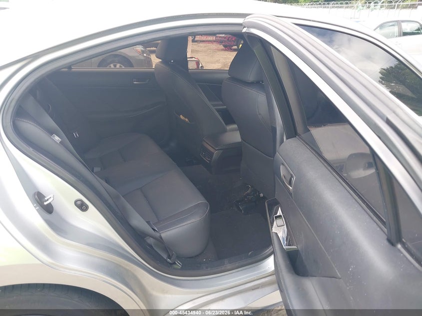 2021 Lexus Is VIN JTHAA1D23M5109496 IAAI salvage auction — FRONT END, Salvage Title, sold $5,100 on 2026-07-23 (photo 8)