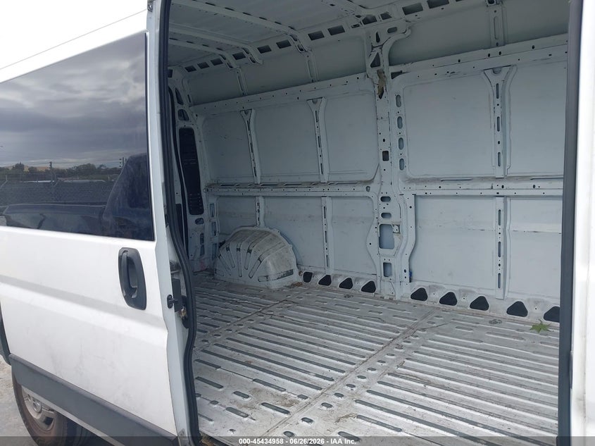 2020 Ram Promaster city VIN 3C6TRVDG5LE119110 IAAI salvage auction — LEFT REAR, Salvage Title, sold $4,050 on 2026-07-31 (photo 8)