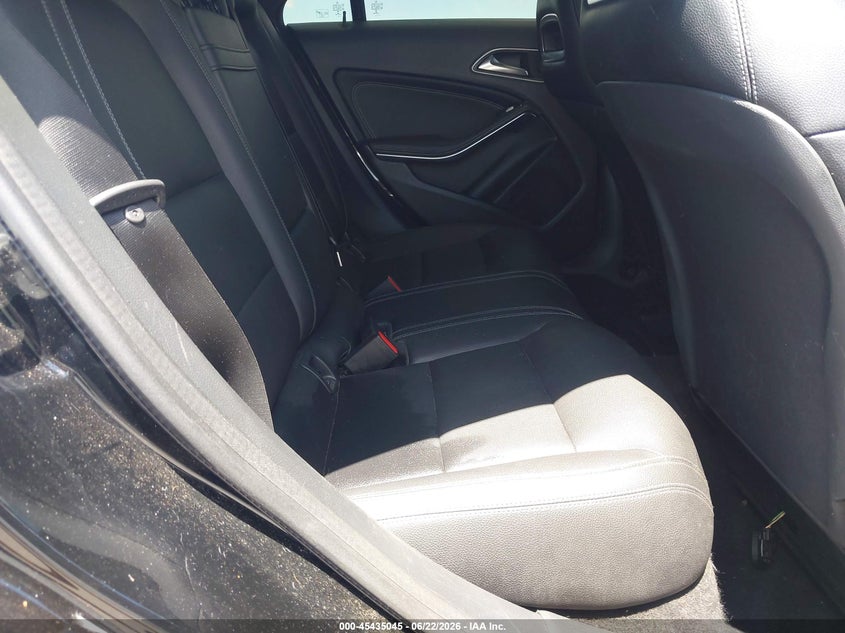 2016 Mercedes-benz VIN WDDSJ4EB8GN375290 IAAI salvage auction — RIGHT FRONT, Salvage Title, sold $825 on 2026-08-17 (photo 8)