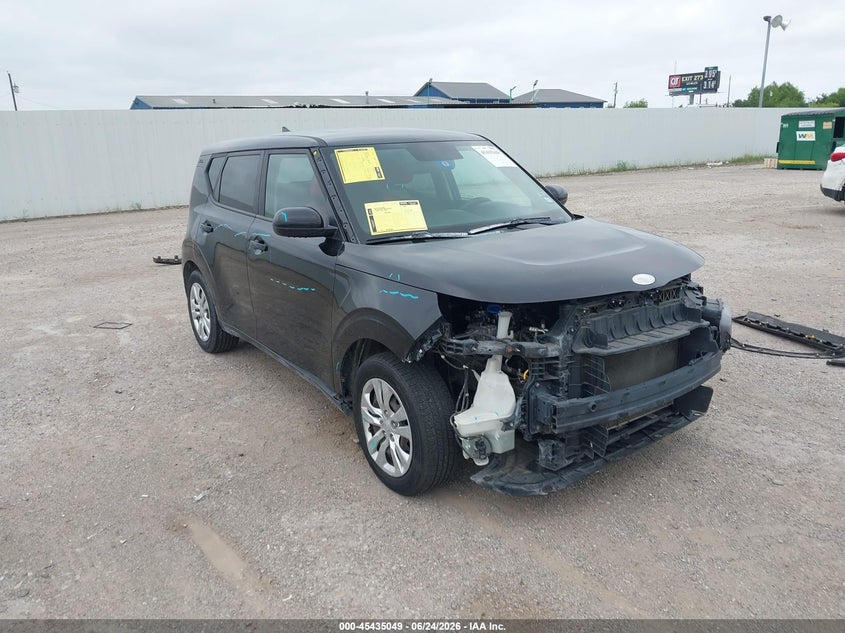 2020 Kia Soul VIN KNDJ23AU1L7706228 IAAI salvage auction — FRONT END, Salvage Title, sold $2,300 on 2026-08-02 (photo 1)