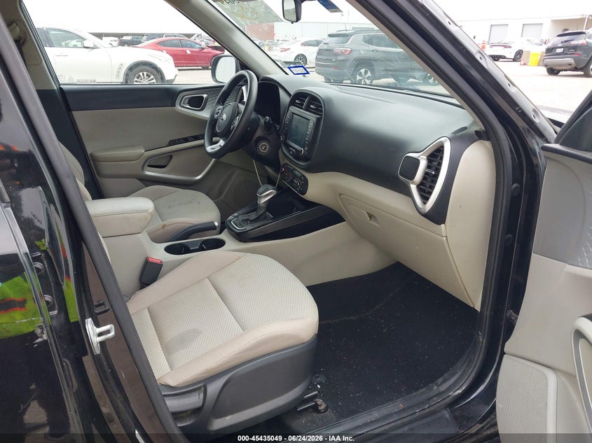 2020 Kia Soul VIN KNDJ23AU1L7706228 IAAI salvage auction — FRONT END, Salvage Title, sold $2,300 on 2026-08-02 (photo 5)