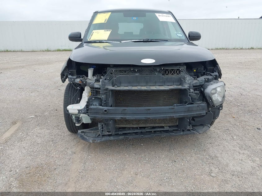 2020 Kia Soul VIN KNDJ23AU1L7706228 IAAI salvage auction — FRONT END, Salvage Title, sold $2,300 on 2026-08-02 (photo 6)