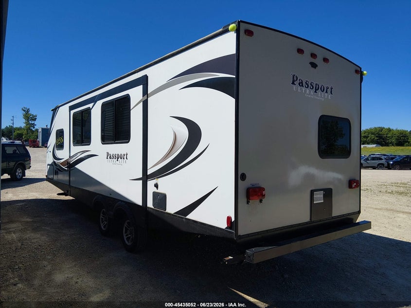 2017 Keystone rv Other VIN 4YDT26726HK417086 IAAI salvage auction — SIDE, Wait Title, sold $2,125 on 2026-09-23 (photo 3)