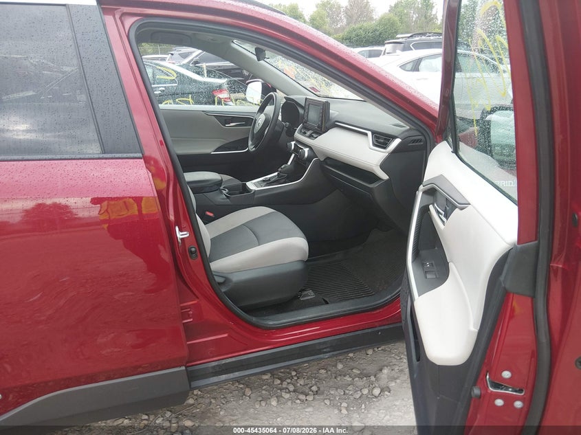 2020 Toyota Rav 4 VIN 2T3RWRFV2LW059676 IAAI salvage auction — HAIL, Clear Claim Paid (Wisconsin), sold $9,100 on 2026-07-11 (photo 5)