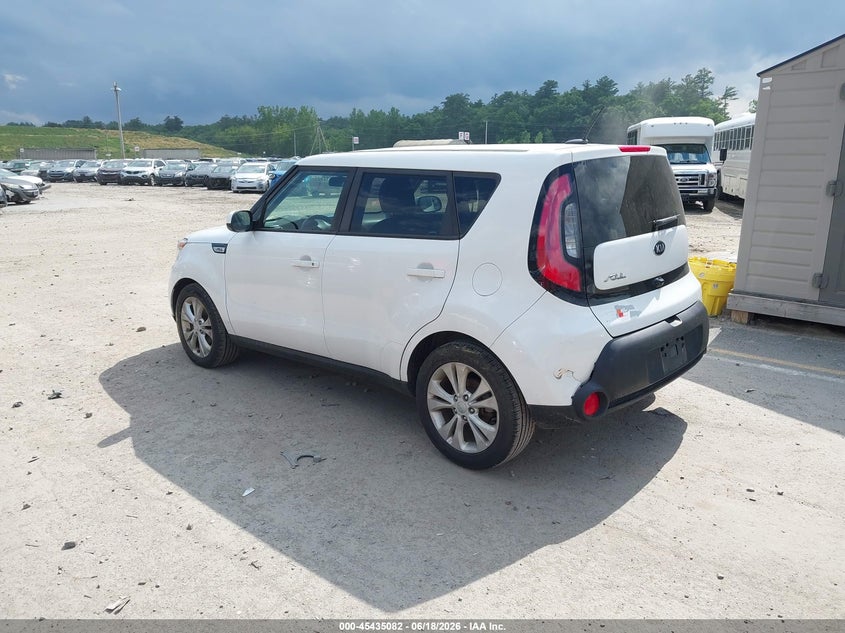 2015 Kia Soul VIN KNDJP3A54F7221287 IAAI salvage auction — NORMAL WEAR, Clear (Massachusetts), sold $375 on 2026-07-15 (photo 3)