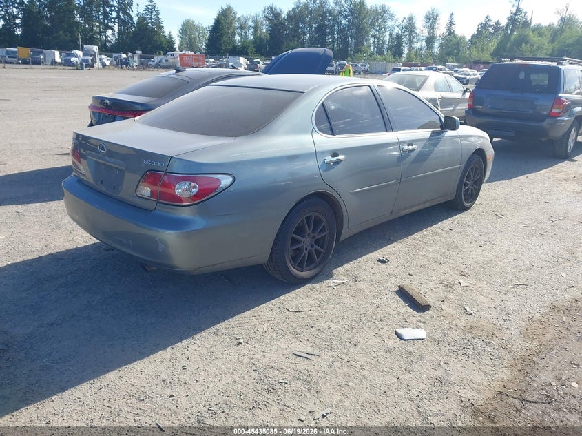 2003 Lexus ES VIN JTHBF30G030137397 IAAI salvage auction — RIGHT FRONT, Clear (Washington), sold $375 on 2026-07-29 (photo 4)