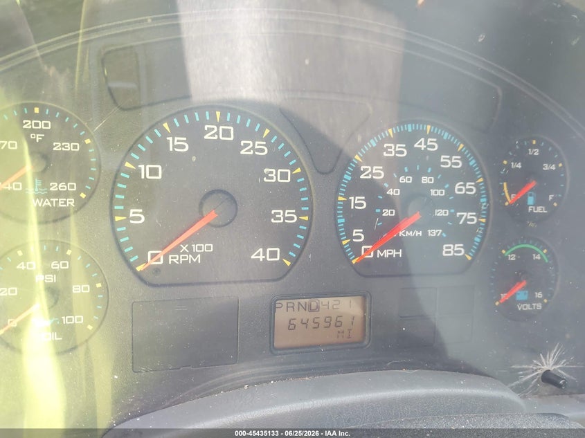 2004 International 4000 series VIN 1HTMMAAM24H659446 IAAI salvage auction — RIGHT SIDE, Salvage (Virginia), sold $8,450 on 2026-07-15 (photo 5)