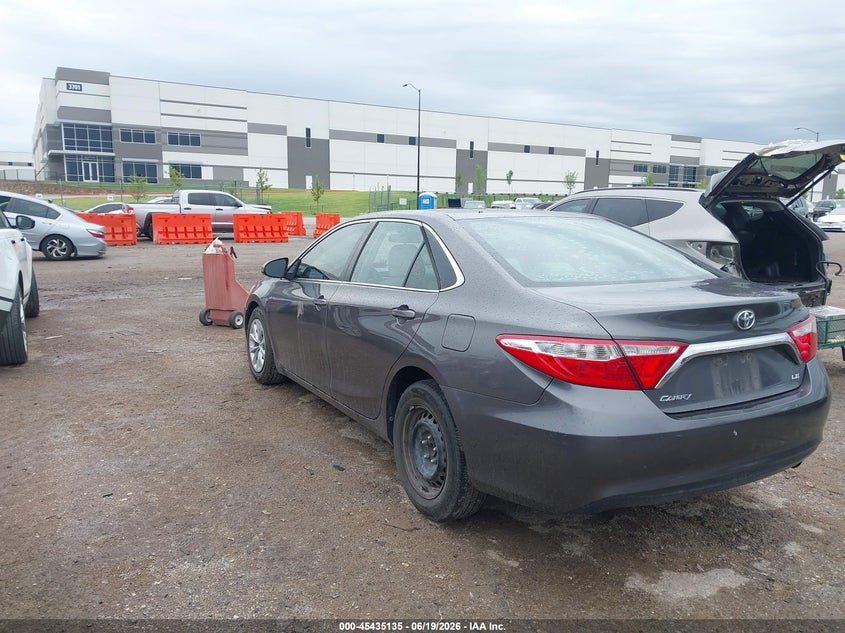 2016 Toyota Camry VIN 4T4BF1FK6GR550216 IAAI salvage auction — RIGHT FRONT, Salvage (Texas), sold $2,800 on 2026-07-24 (photo 3)