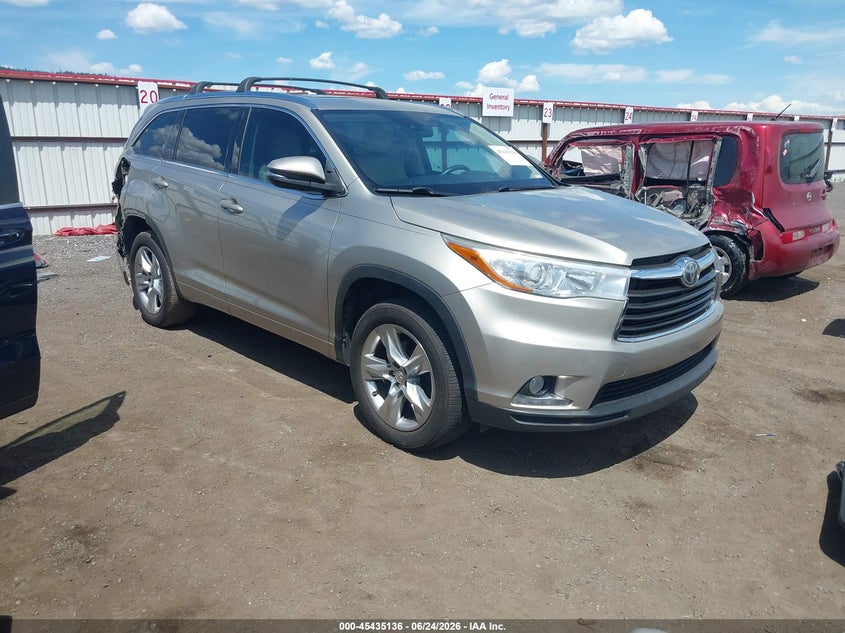 2015 Toyota Highlander VIN 5TDYKRFH6FS116100 IAAI salvage auction — RIGHT REAR, Bill Of Sale (Washington), sold $6,800 on 2026-07-14 (photo 1)