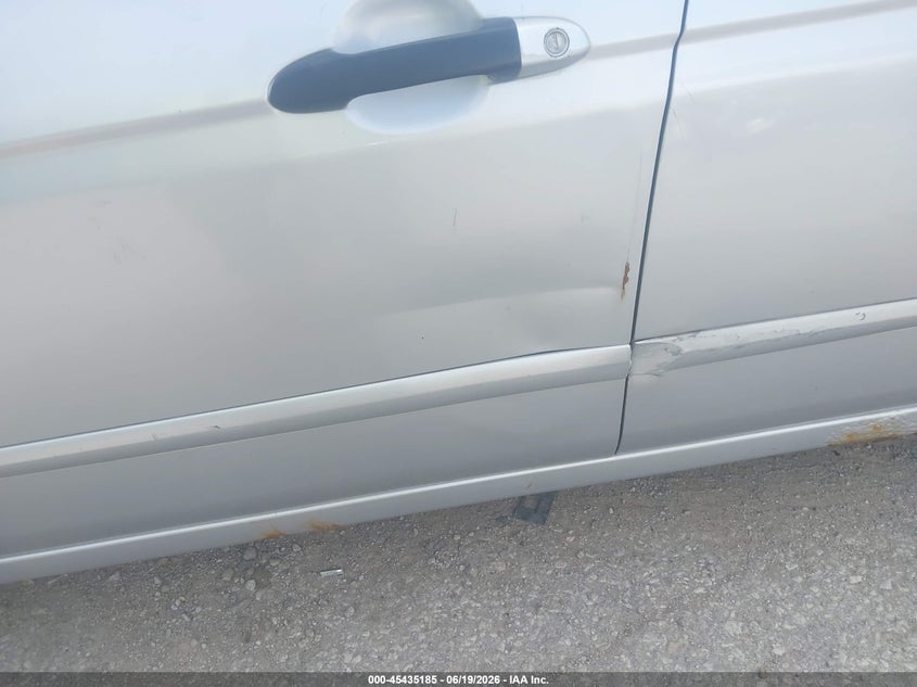 2006 Kia Spectra VIN KNAFE121665265733 IAAI salvage auction — NORMAL WEAR, Clear (Kansas), sold $500 on 2026-07-08 (photo 6)
