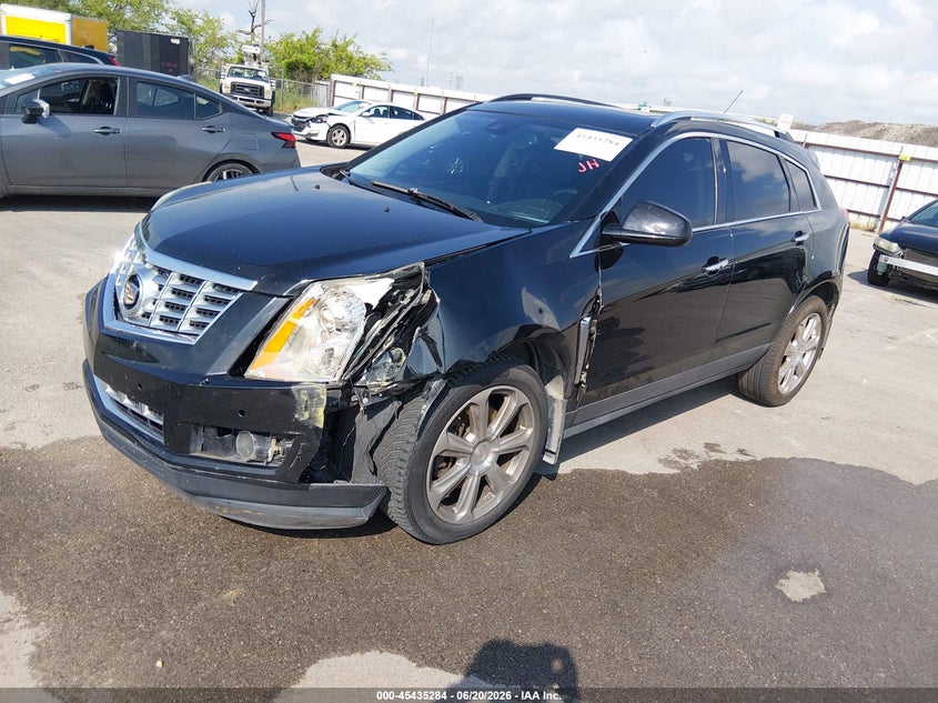 2015 Cadillac Srx VIN 3GYFNFE32FS641096 IAAI salvage auction — LEFT FRONT, Salvage Title, sold $25 on 2026-07-19 (photo 2)