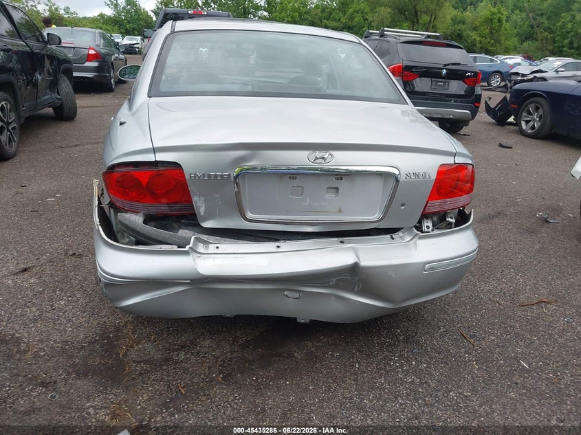 2005 Hyundai Sonata VIN KMHWF35H55A180923 IAAI salvage auction — REAR END, Salvage (Ohio), sold $325 on 2026-07-15 (photo 6)