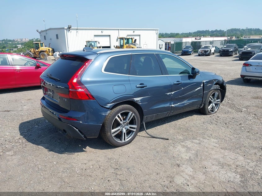 2021 Volvo Xc60 VIN YV4102RK3M1813513 IAAI salvage auction — SIDE, Salvage (Pennsylvania), sold $6,500 on 2026-07-11 (photo 4)